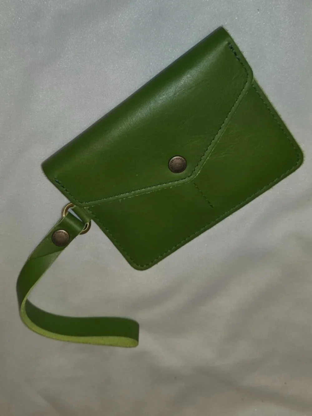 Portland Leather Goods Passport Wristlet Green Apple